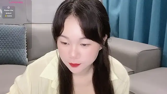 Snapshot of Tingting-Love chatting on 04/14/26, 05:56 Tingting-Love online show from 04/14/26, 05:56