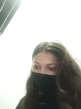 Candyy crushh online show from 05/14/26, 08:55