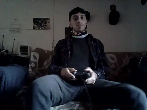 Snapshot of gsuszx chatting on 04/22/26, 04:47 gsuszx online show from 04/22/26, 04:47