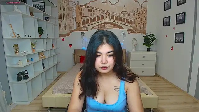 AlicaMayer online show from 04/20/26, 08:17