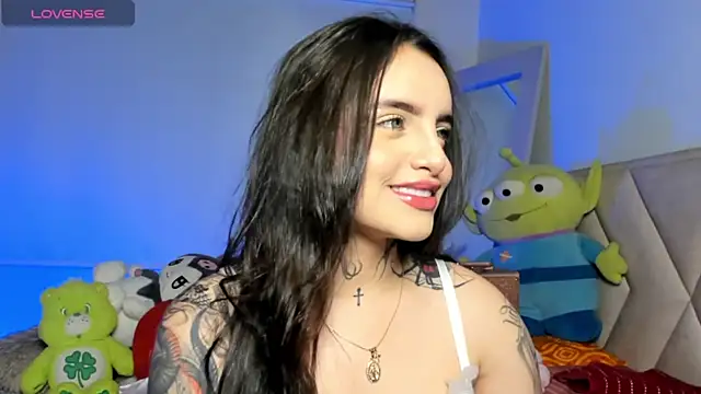 Snapshot of angelinesmith_ chatting on 07/11/26, 01:50 angelinesmith online show from 07/11/26, 01:50