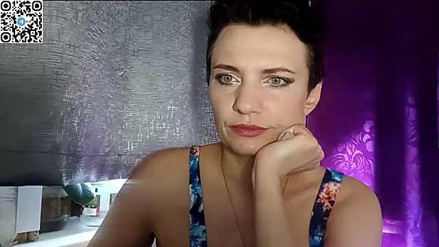 HotMamaQueen234 online show from 05/08/26, 01:26
