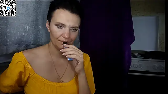 HotMamaQueen234 online show from 06/29/26, 12:39