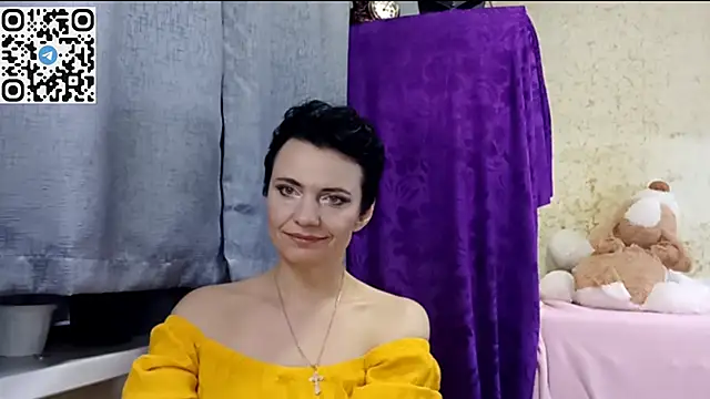 HotMamaQueen234 online show from 03/23/26, 01:06