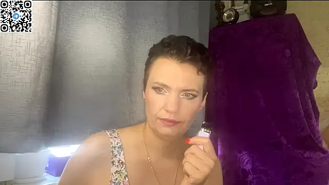 HotMamaQueen234 online show from 05/29/26, 12:22