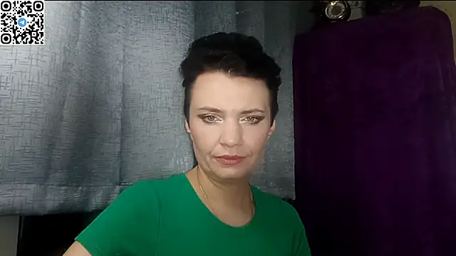 HotMamaQueen234 online show from 05/06/26, 08:24