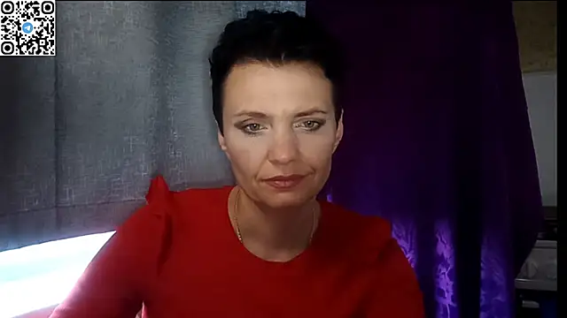 HotMamaQueen234 online show from 07/06/26, 11:17
