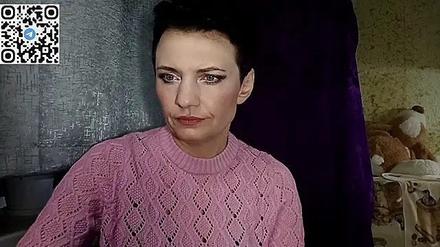 HotMamaQueen234 online show from 04/07/26, 07:15