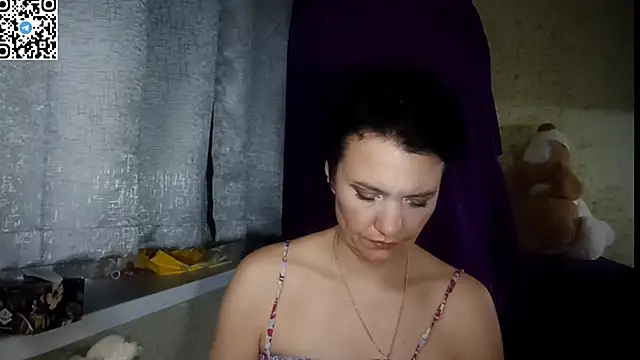 HotMamaQueen234 online show from 06/17/26, 11:47