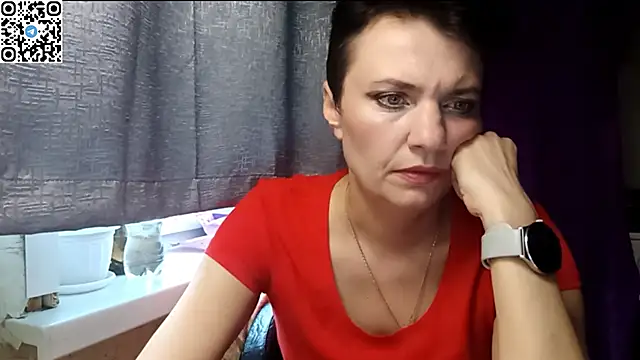 HotMamaQueen234 online show from 05/15/26, 02:48