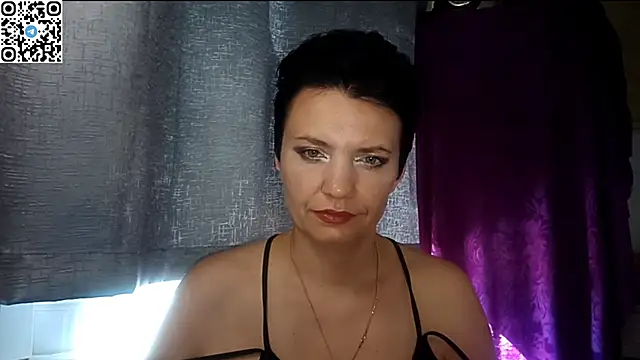 HotMamaQueen234 online show from 06/14/26, 01:01
