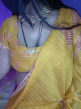 Snapshot of Miss_roohi chatting on 05/20/26, 05:26 Miss roohi online show from 05/20/26, 05:26
