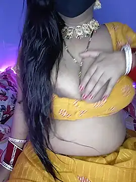 Snapshot of Miss_roohi chatting on 05/27/26, 05:37 Miss roohi online show from 05/27/26, 05:37