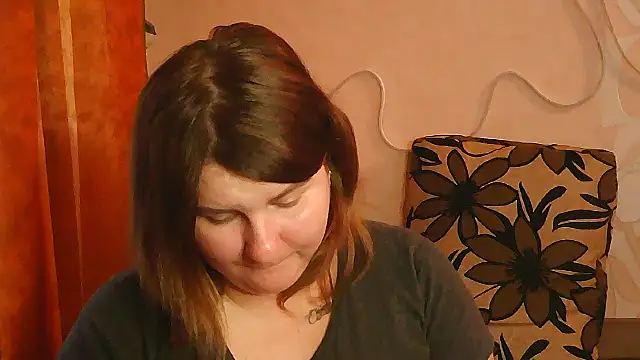 Snapshot of Minisstra chatting on 04/05/26, 04:24 Minisstra online show from 04/05/26, 04:24