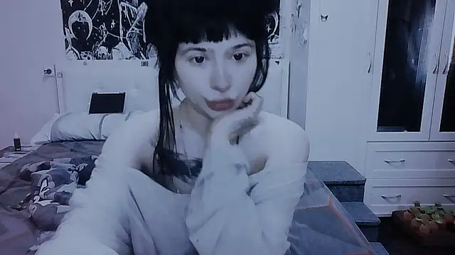 Snapshot of AllisonDeetz chatting on 05/17/26, 02:39 AllisonDeetz online show from 05/17/26, 02:39