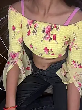 Snapshot of INDIE-TEEN chatting on 03/18/26, 04:52 INDIE-TEEN online show from 03/18/26, 04:52