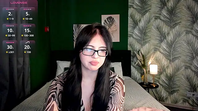 Kisa Blaze online show from 04/05/26, 10:22