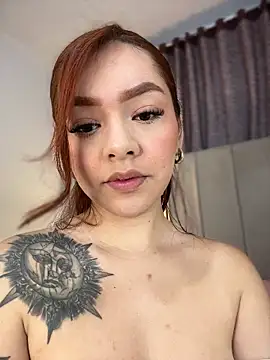 Snapshot of alana_gv chatting on 07/12/26, 01:56 alana gv online show from 07/12/26, 01:56