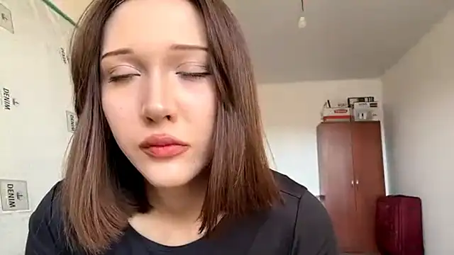 kiravings online show from 03/29/26, 08:16