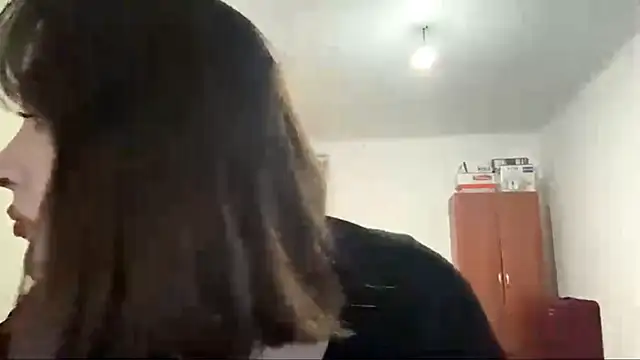 kiravings online show from 03/31/26, 04:20