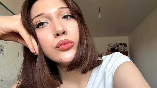 kiravings online show from 03/24/26, 08:36