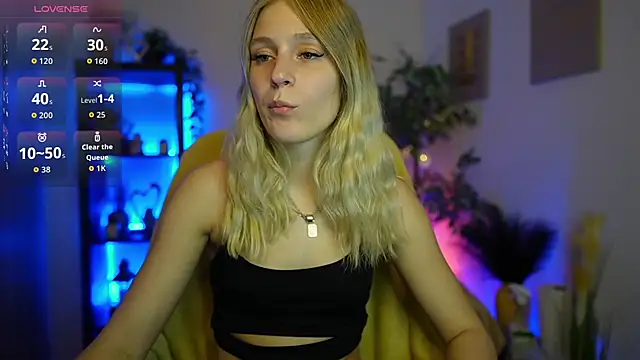 Luna Grace18 online show from 04/05/26, 01:29