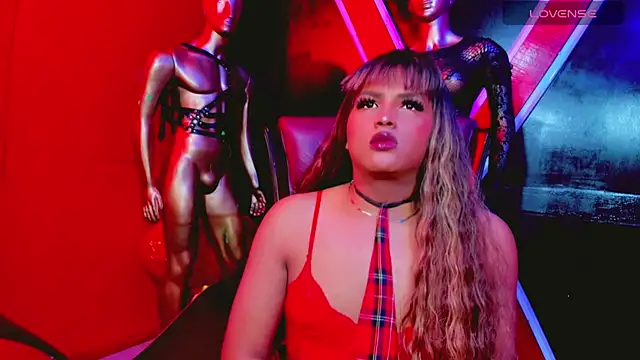 Snapshot of taylor__smith_ chatting on 04/07/26, 11:45 taylor smith online show from 04/07/26, 11:45