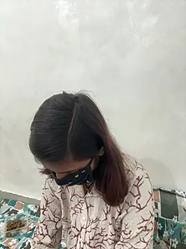 TEENA  RISE online show from 04/05/26, 01:51