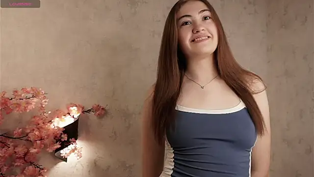 Snapshot of AllenGlas chatting on 06/04/26, 01:27 AllenGlas online show from 06/04/26, 01:27