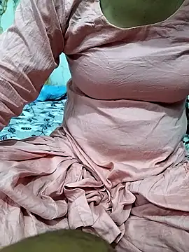 Sexy Seductive couple online show from 05/15/26, 10:13