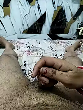 Sexy Seductive couple online show from 04/28/26, 03:44