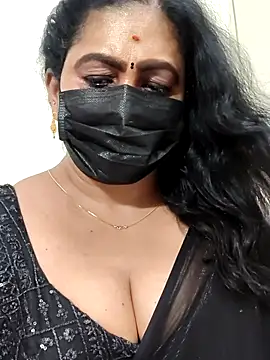 Snapshot of aishu_mallu_tamil chatting on 03/22/26, 11:06 aishu mallu tamil online show from 03/22/26, 11:06