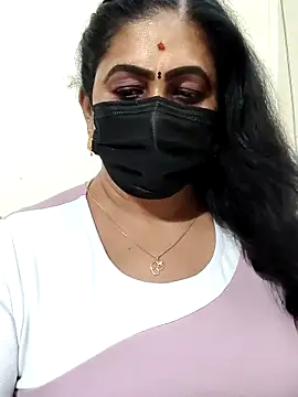 Snapshot of aishu_mallu_tamil chatting on 04/04/26, 08:48 aishu mallu tamil online show from 04/04/26, 08:48