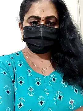 Snapshot of aishu_mallu_tamil chatting on 04/13/26, 11:36 aishu mallu tamil online show from 04/13/26, 11:36