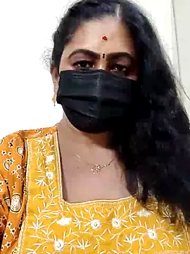 Snapshot of aishu_mallu_tamil chatting on 04/12/26, 05:27 aishu mallu tamil online show from 04/12/26, 05:27