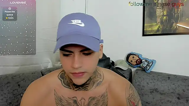 Snapshot of sweetlatinoboy chatting on 06/08/26, 11:05 sweetlatinoboy online show from 06/08/26, 11:05