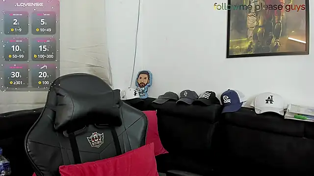 Snapshot of sweetlatinoboy chatting on 04/12/26, 10:46 sweetlatinoboy online show from 04/12/26, 10:46