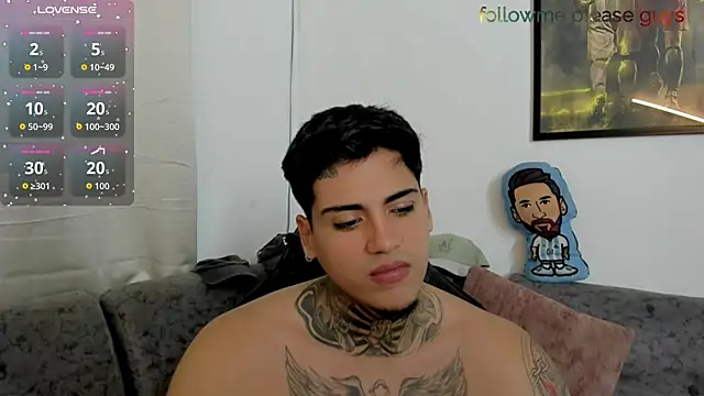 Snapshot of sweetlatinoboy chatting on 06/10/26, 12:12 sweetlatinoboy online show from 06/10/26, 12:12