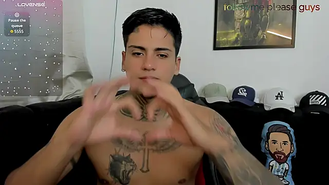 Snapshot of sweetlatinoboy chatting on 04/28/26, 10:14 sweetlatinoboy online show from 04/28/26, 10:14