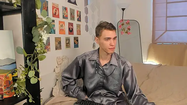 Shadow blink online show from 03/23/26, 12:05