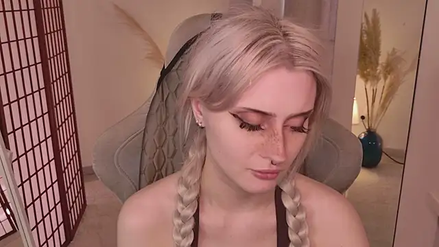 oh  lily online show from 06/06/26, 02:11