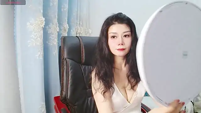LILI956 online show from 05/20/26, 03:31