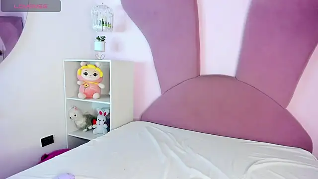 Snapshot of Keita_Moon chatting on 04/01/26, 12:06 Keita Moon online show from 04/01/26, 12:06