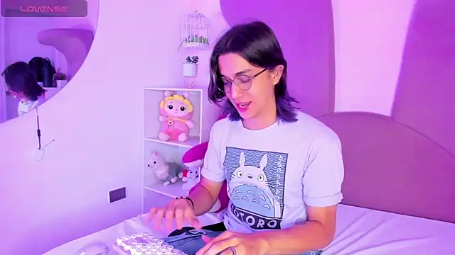 Snapshot of Keita_Moon chatting on 03/31/26, 12:07 Keita Moon online show from 03/31/26, 12:07