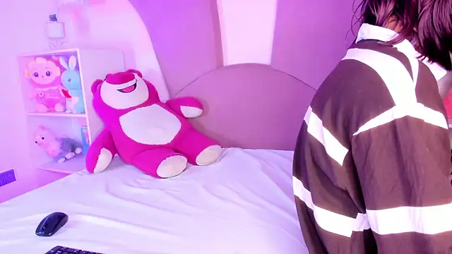 Snapshot of Keita_Moon chatting on 03/24/26, 12:05 Keita Moon online show from 03/24/26, 12:05