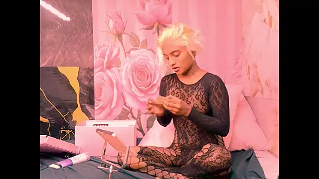 indian barbie online show from 05/20/26, 05:43