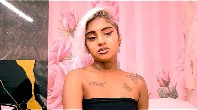 Snapshot of indian_barbie chatting on 04/02/26, 06:58 indian barbie online show from 04/02/26, 06:58