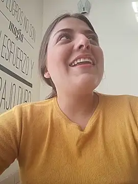 EmiilyStonee online show from 05/13/26, 12:23