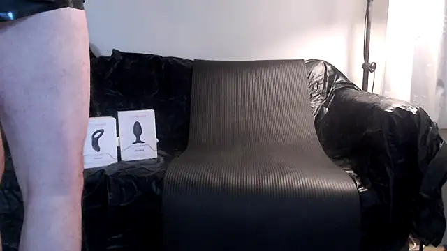 latexslaveboy online show from 05/26/26, 07:45