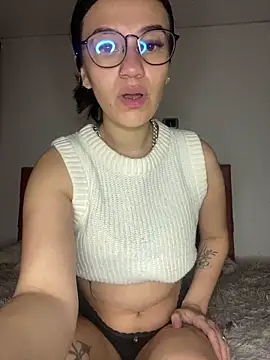 chloe evans0 online show from 03/31/26, 02:13